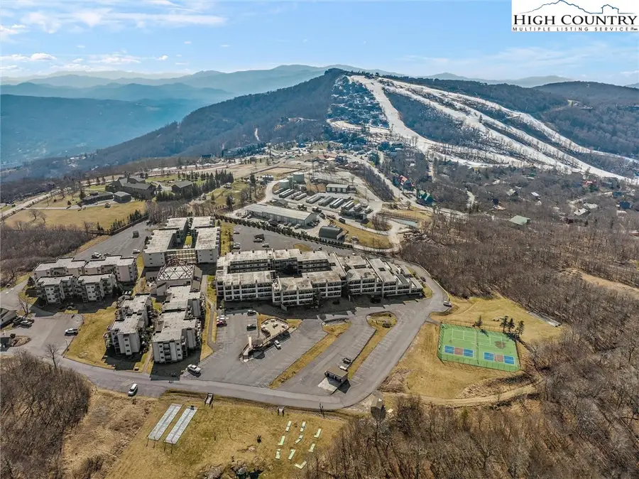 301 Pinnacle Inn Road #1215, Banner Elk, NC 28604 - #2