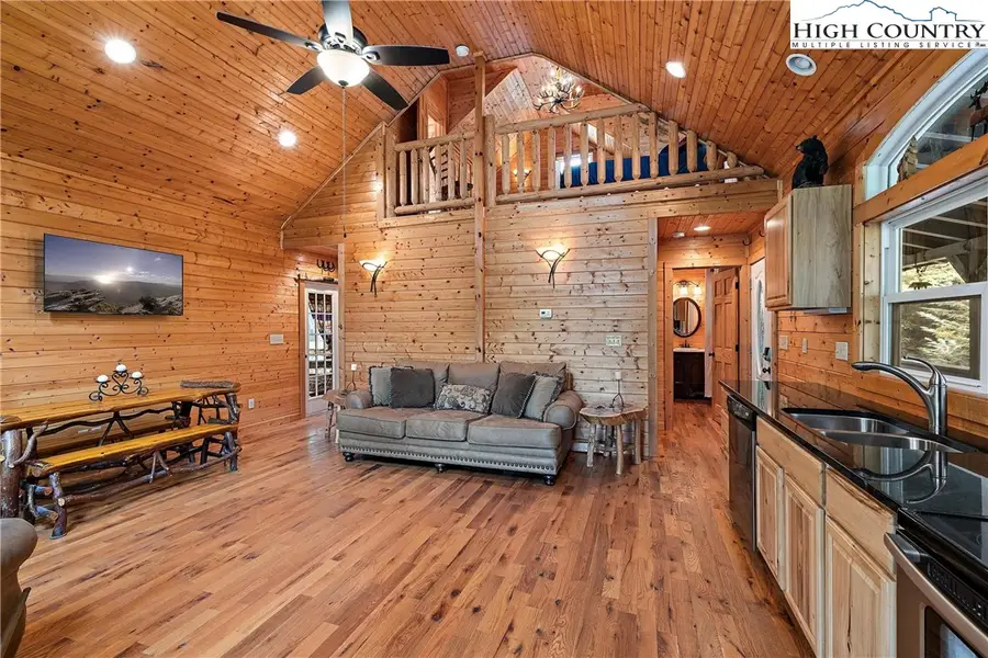 1158 Staghorn Road, Purlear, NC 28665 - Image #3