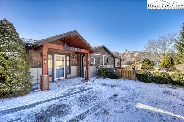 72 Arnett Road, Banner Elk, NC 28604