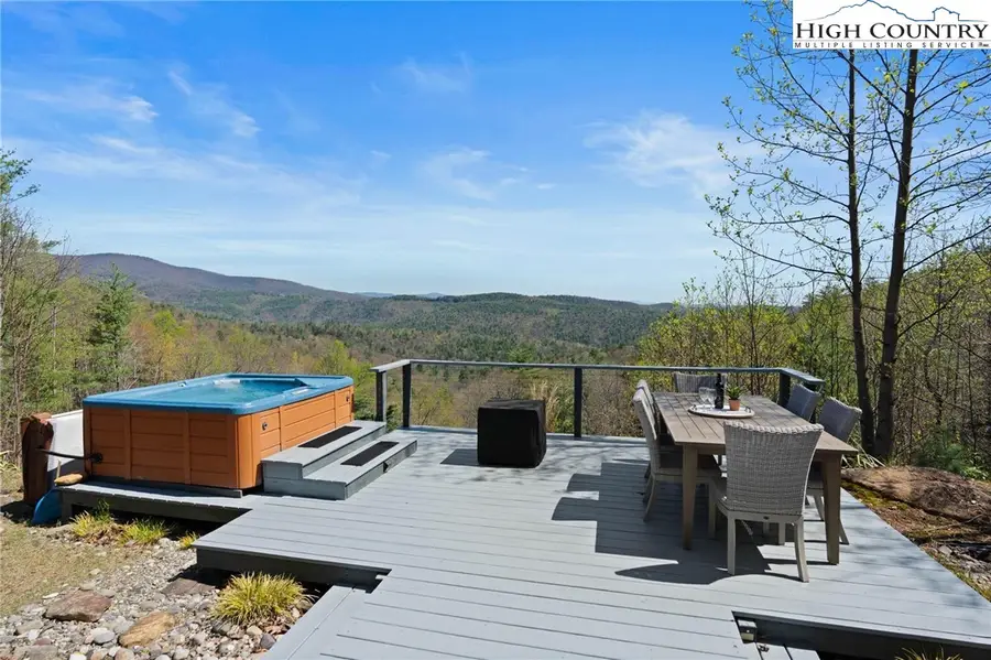 3086 Summit Road, Purlear, NC 28665 - Image #2