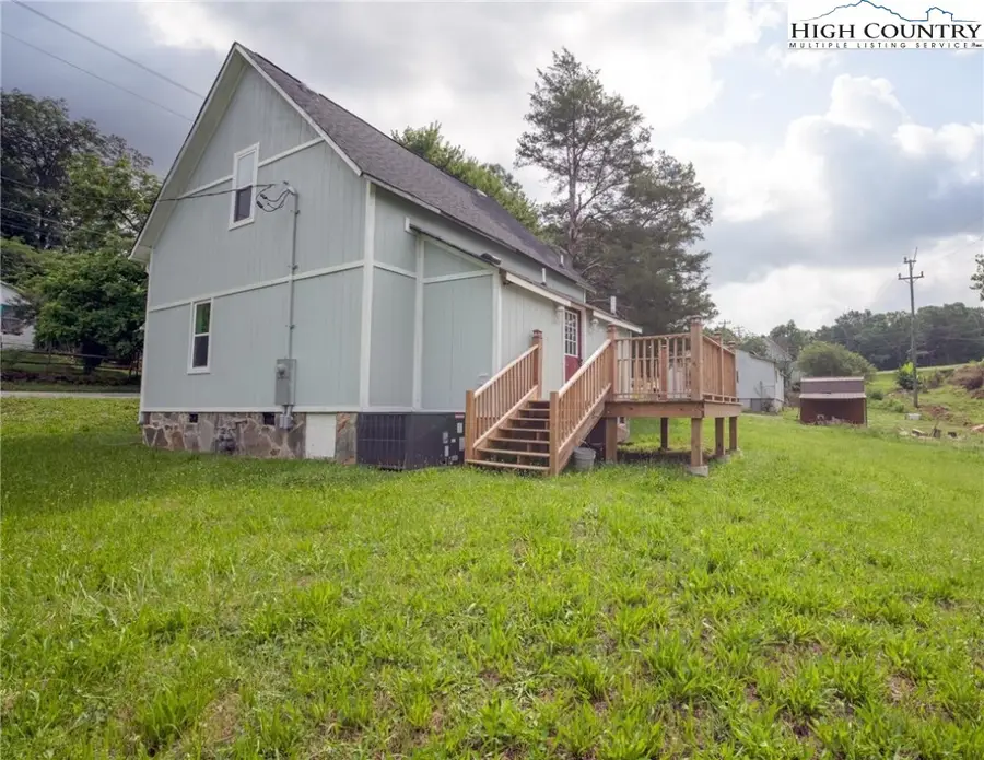 308 Hickory Street, Granite Falls, NC 28630 - Image #2