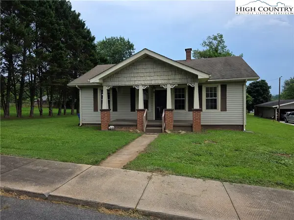 117 Hillcrest Street, Jonesville, NC 28642