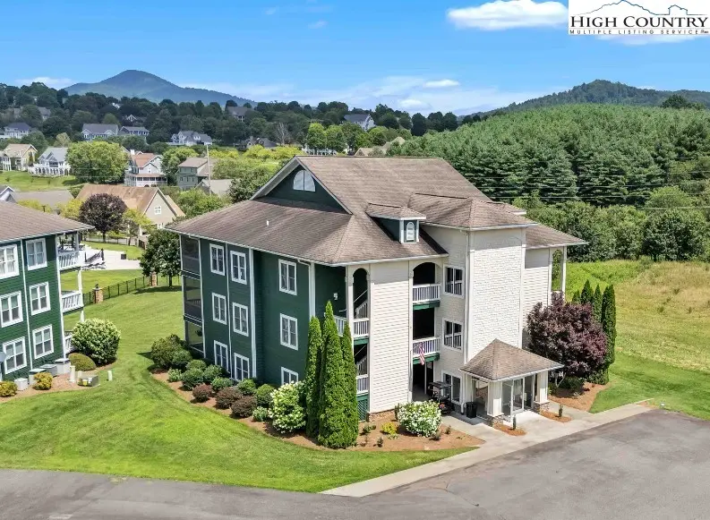 181 Birkdale Court #D5, Jefferson, NC 28640 - #2