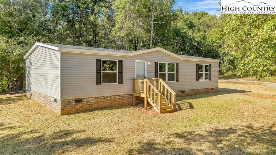 324 Center Lane, Thurmond, NC 28683 - #2