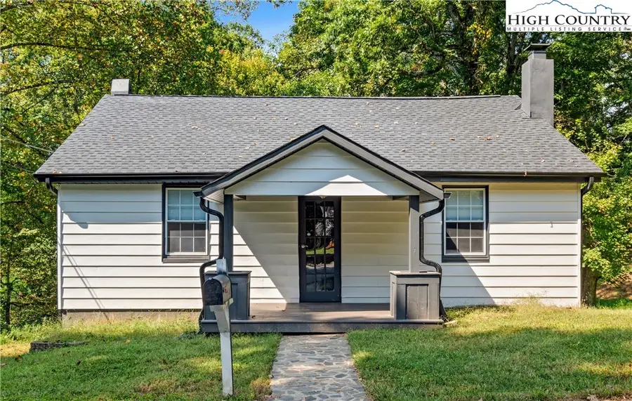 270 Northwood Drive, Elkin, NC 28621 - #2