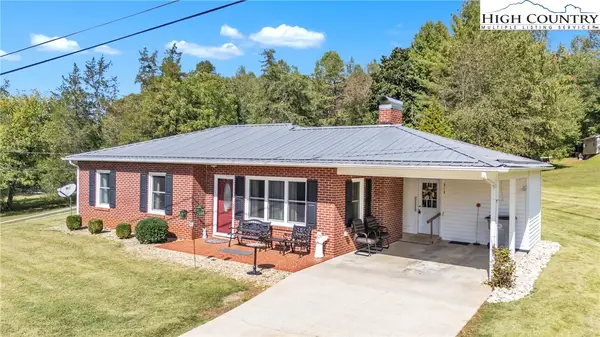 313 SE Arrowood Street, Lenoir, NC 28645