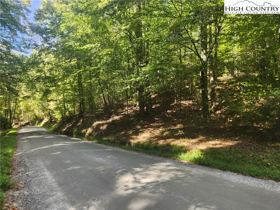 2500 Playmore Beach Road, Lenoir, NC 28645 - Image #3