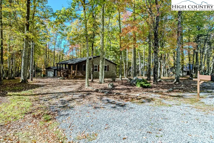 719 Pine Ridge Road, Beech Mountain, NC 28604 - #2