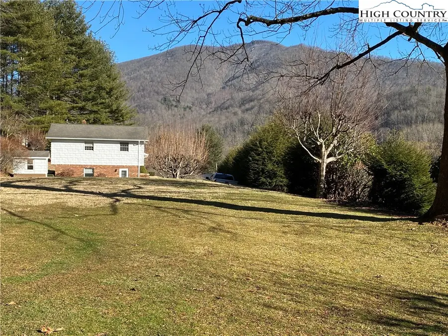 5212 Nc Highway 88 West, Warrensville, NC 28693 - #2