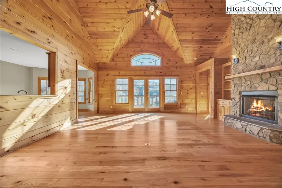 182 Fountainblue, West Jefferson, NC 28694 - Image #2