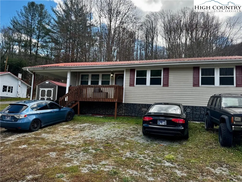 34 Leon Holder Lane, Elk Park, NC 28622 - Image #1