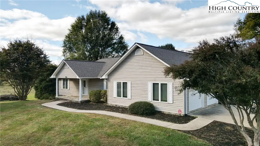 386 Kite Road, Millers Creek, NC 28651 - Image #2