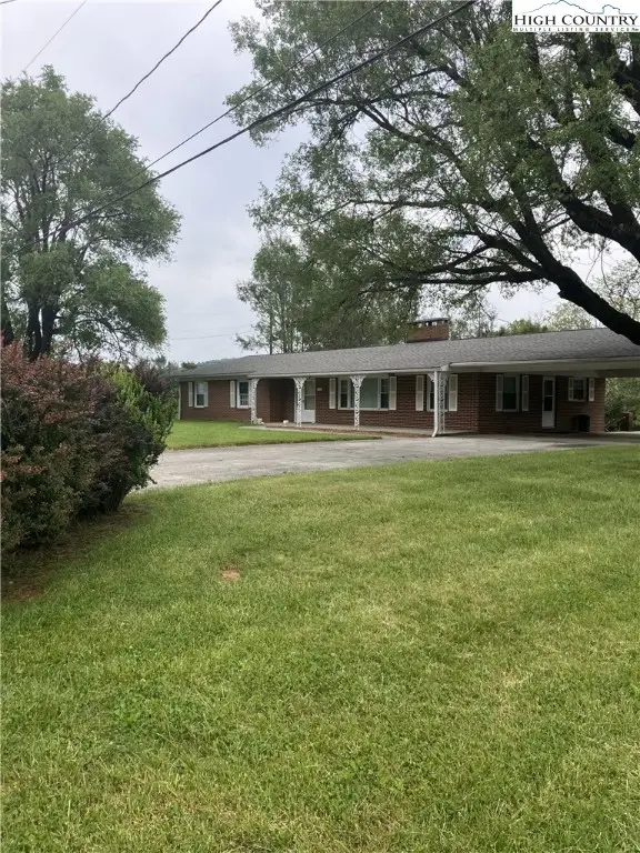 94 Kemp Street, Sparta, NC 28675