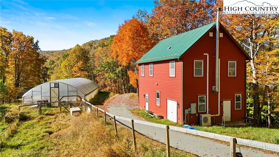 3242 Howards Creek Road, Boone, NC 28607 - Image #2