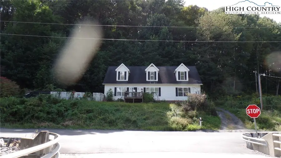 1073 Ed Little Road, Warrensville, NC 28693 - Image #2