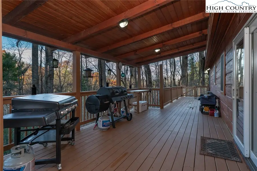 2417 Russell Norris Road, Elk Park, NC 28622 - Image #2