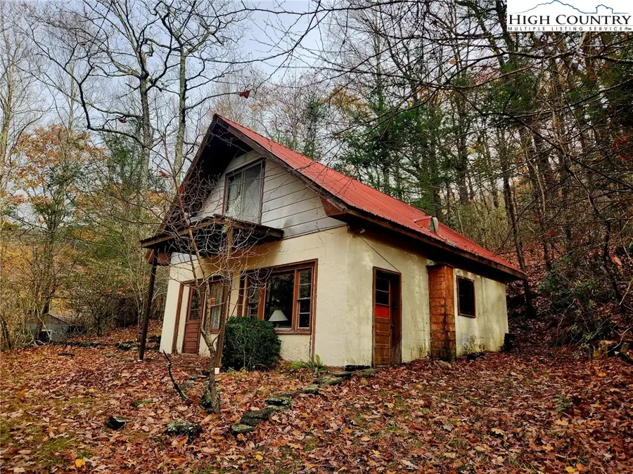 2876 Howards Creek Road, Boone, NC 28607 - Image #2