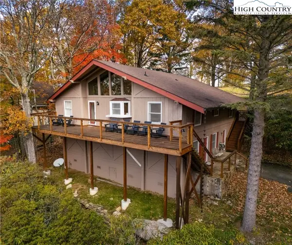 501 Saint Andrews Road, Beech Mountain, NC 28604