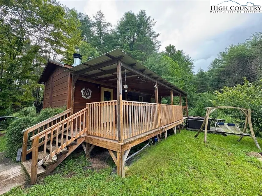 9464 N 16 Nc Highway, Grassy Creek, NC 28631 - Image #2