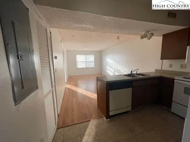 229 E King Street #27, Boone, NC 28607 - Image #3