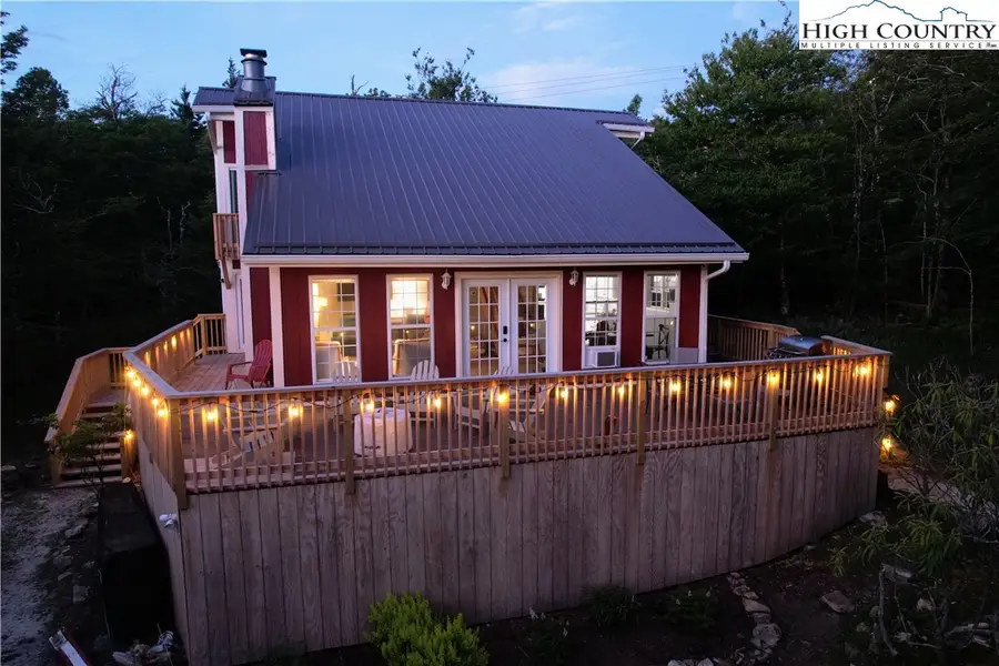 104 Skiway Lane, Beech Mountain, NC 28604 - Image #2