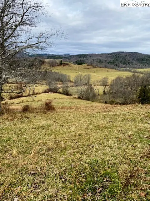 7874 Flatridge Road, Troutdale, VA 24378 - Image #3