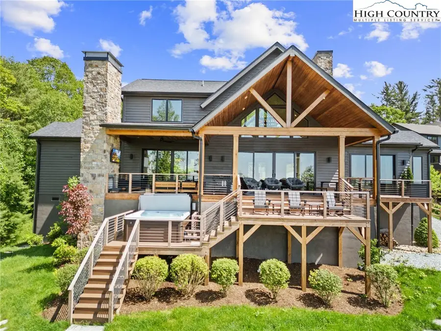 70 Fernwood Trail, Elk Park, NC 28622 - Image #2