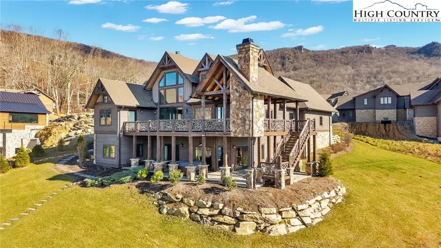 30 Valley Watch Court, Banner Elk, NC 28604 - Image #2