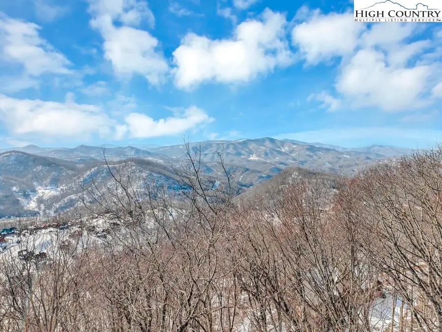 22 S Indian Rock Drive, Banner Elk, NC 28604 - Image #3