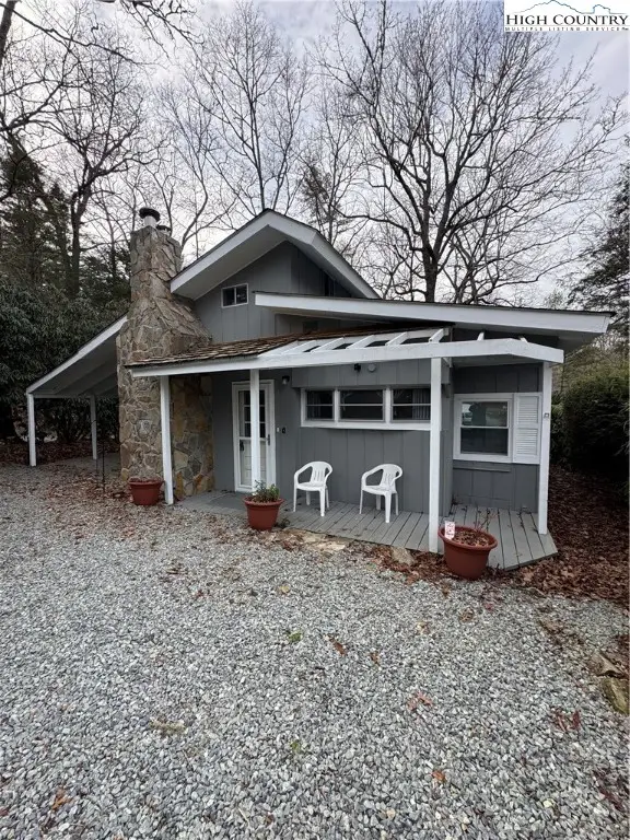 103 Teaberry Lane, Newland, NC 28657