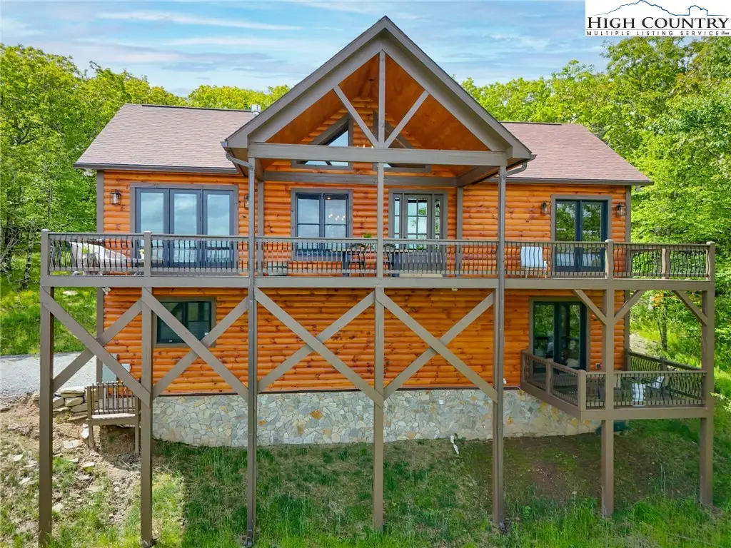 543 Broken Arrow Trail, Boone, NC 28607 - Image #1