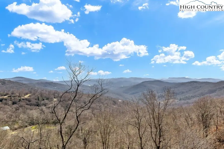 209 Cloud Spring, Sugar Mountain, NC 28604 - Image #2