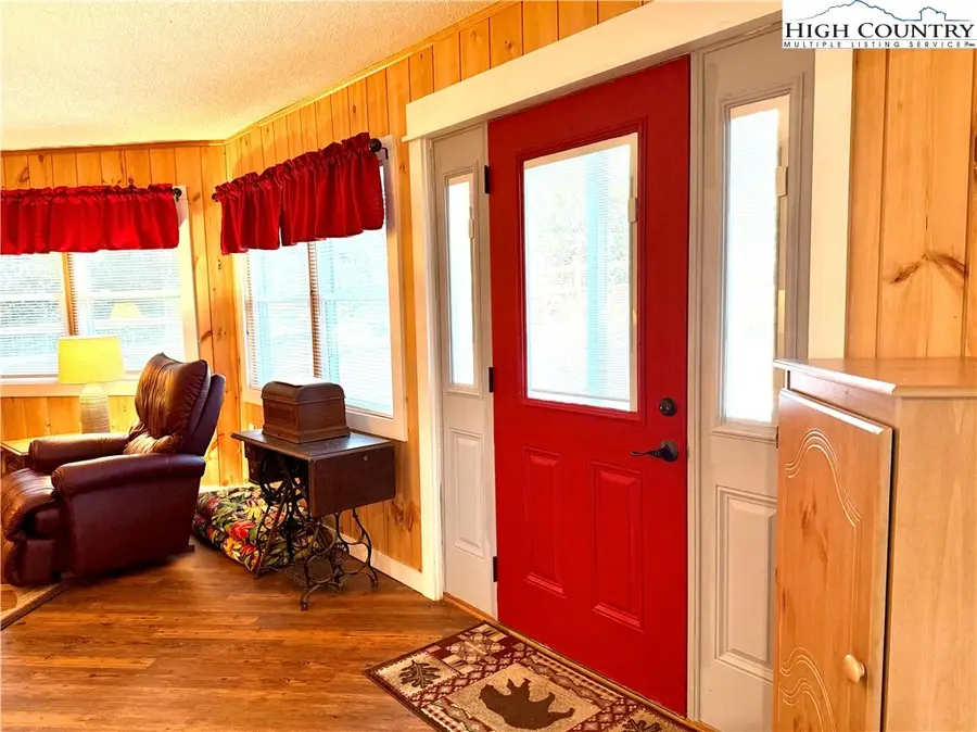 12 Yarrow Loop, Newland, NC 28657 - Image #3