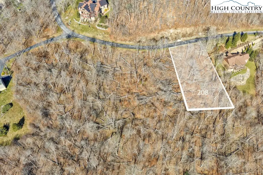 208 Cloud Spring Drive, Sugar Mountain, NC 28604 - Image #2