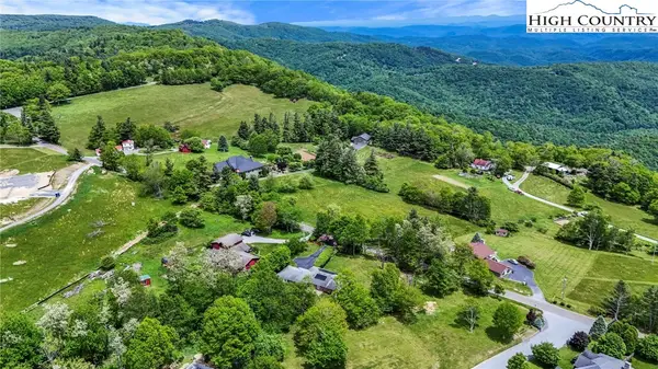 1925 Green Hill Road, Blowing Rock, NC 28605
