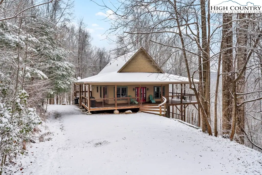 423 Wolf Den Lane, Lenoir, NC 28645 - Image #1