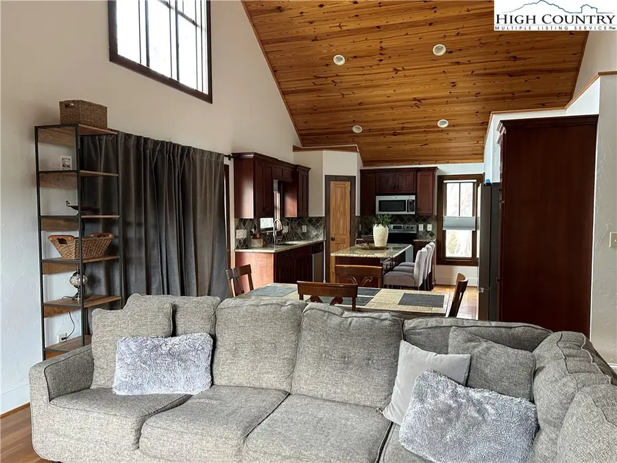 510 Ransom Street, Blowing Rock, NC 28605 - Image #3