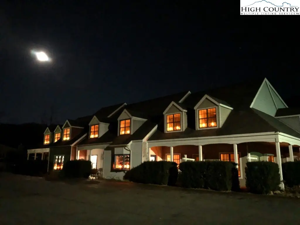 10545 Nc Highway 105, Banner Elk, NC 28604 - #1