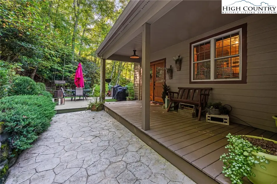 126 Moore Mountain Road, Vilas, NC 28692 - Image #3