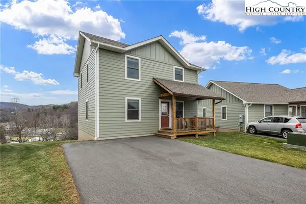 513 Townhomes Place #27, Boone, NC 28607