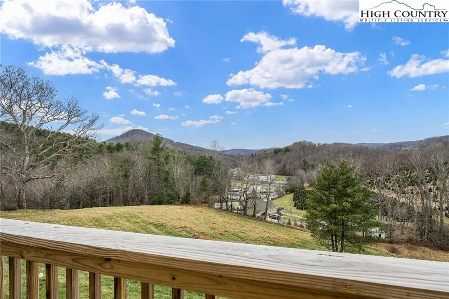513 Townhomes Place #27, Boone, NC 28607 - Image #3