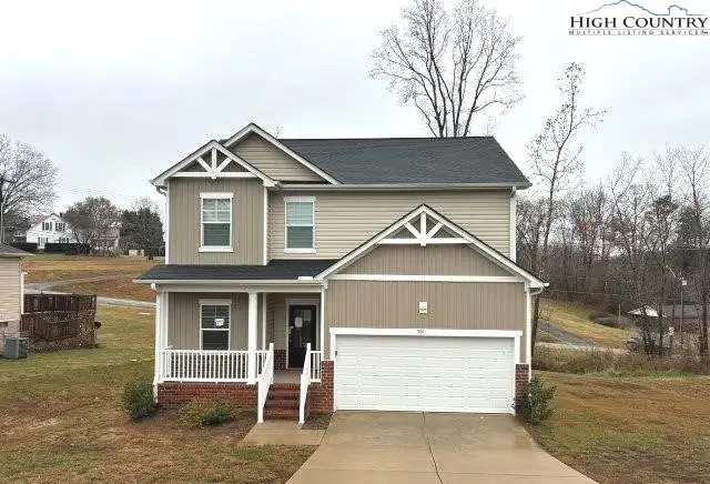 586 NE 30th Ave. Circle, Hickory, NC 28601 - Image #1