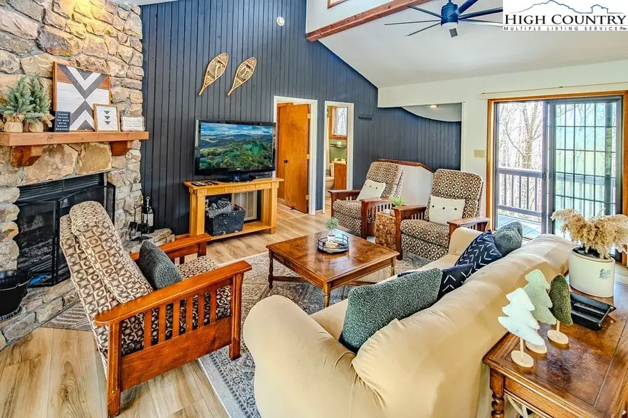 489 Saint Andrews Road, Beech Mountain, NC 28604 - Image #3