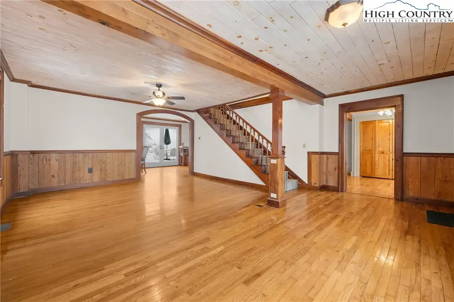 211 Possum Hollow Road, Blowing Rock, NC 28605 - Image #3