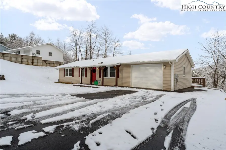 500 White Laurel Lane, Boone, NC 28607 - Image #2