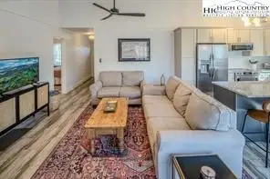 811 Pine Ridge Road, Beech Mountain, NC 28604 - Image #3