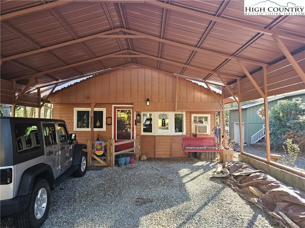 184 Trillium Road, Newland, NC 28657 - Image #1