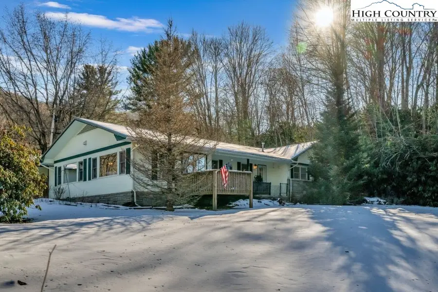 6670 Hickory Nut Gap Road, Banner Elk, NC 28604 - #2