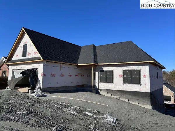 426 Huntington Woods Street Se, Lenoir, NC 28645