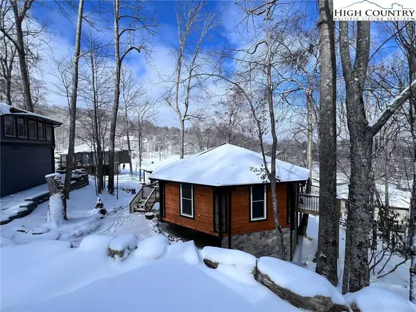 528 Briarcliff Road, Sugar Mountain, NC 28604